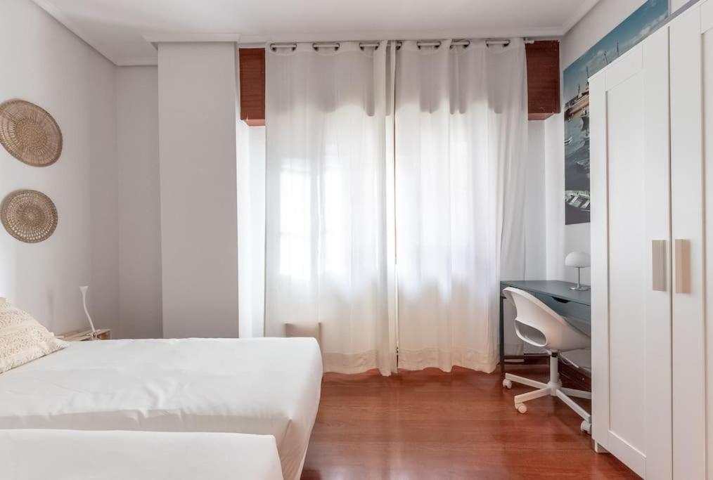 Ferienwohnung Acogedor Piso En Santurtzi .Parking Privado Exterior foto