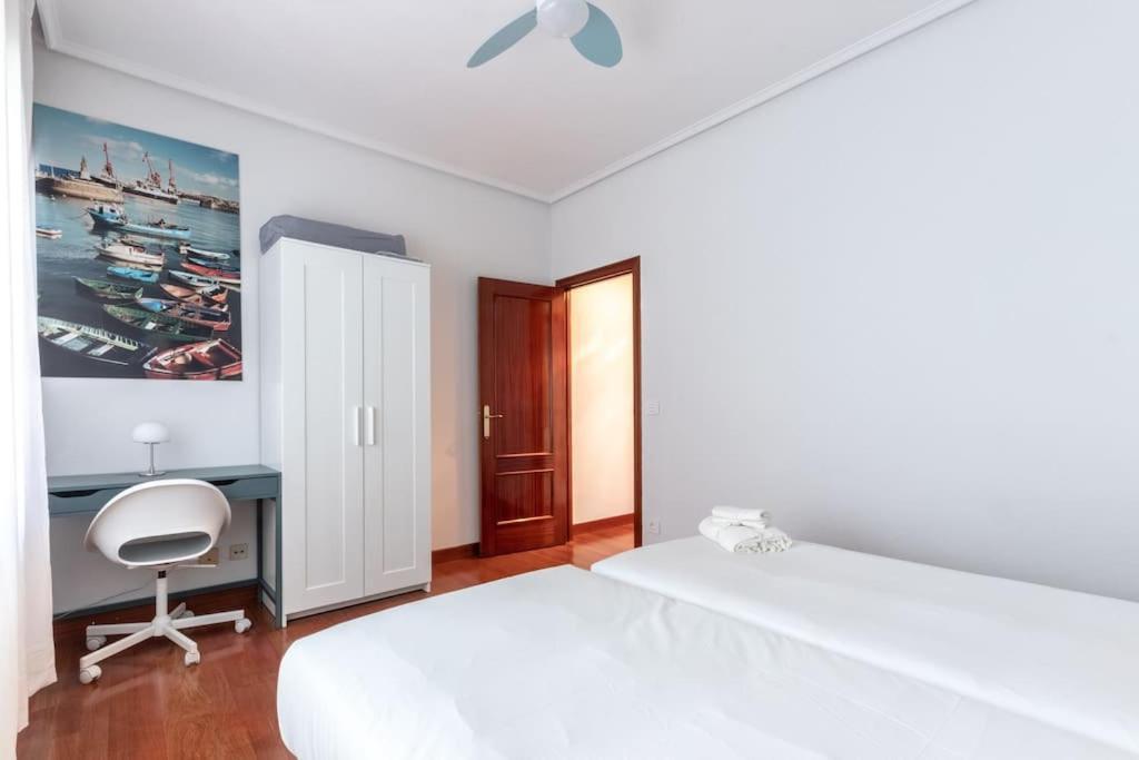 Ferienwohnung Acogedor Piso En Santurtzi .Parking Privado Exterior foto